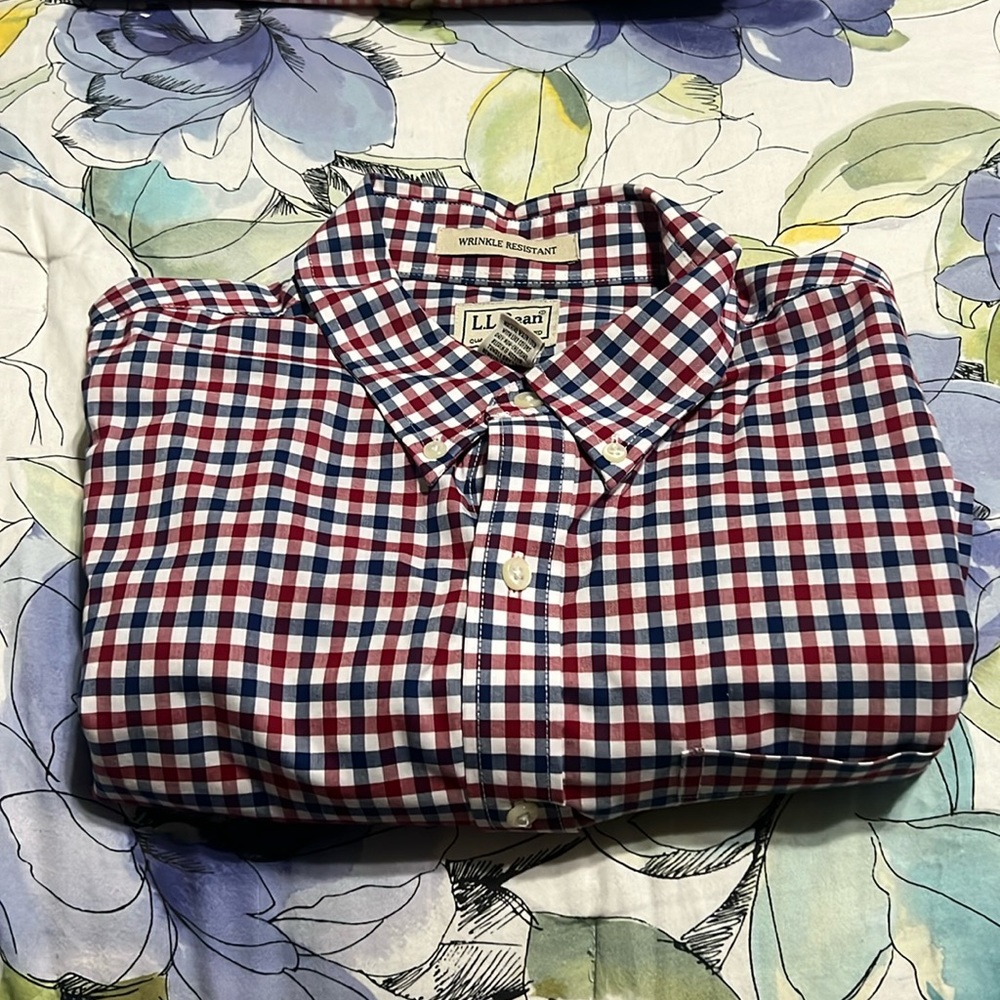 LL Bean Red/BlueShort Sleeve Dress Shirt with Pocket, Wrinkle Resistant, L
